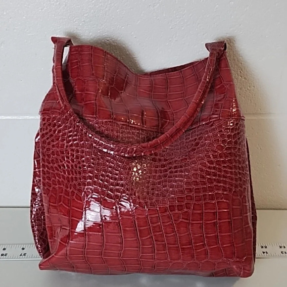Burgundy Croc Embossed Handbag Purse Magnetic Snap Closure Approx 11"X10" - Picture 13 of 16